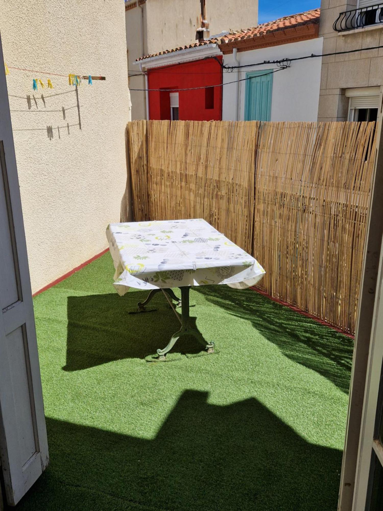 Appartement Avec Terrasse Saint Laurent De La Salanque 外观 照片